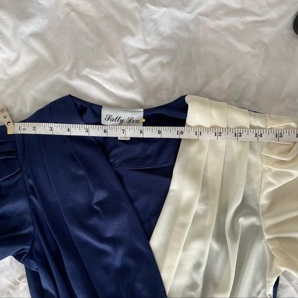 Vintage Sally Lou Colorblock Peplum Dress | Navy & Ivory Chiffon | 80s Midi | SM - Picture 5 of 11